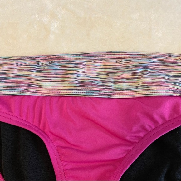 TYR / Arvada Riva Classic Bikini Bottom Size M(8) - Picture 5 of 8
